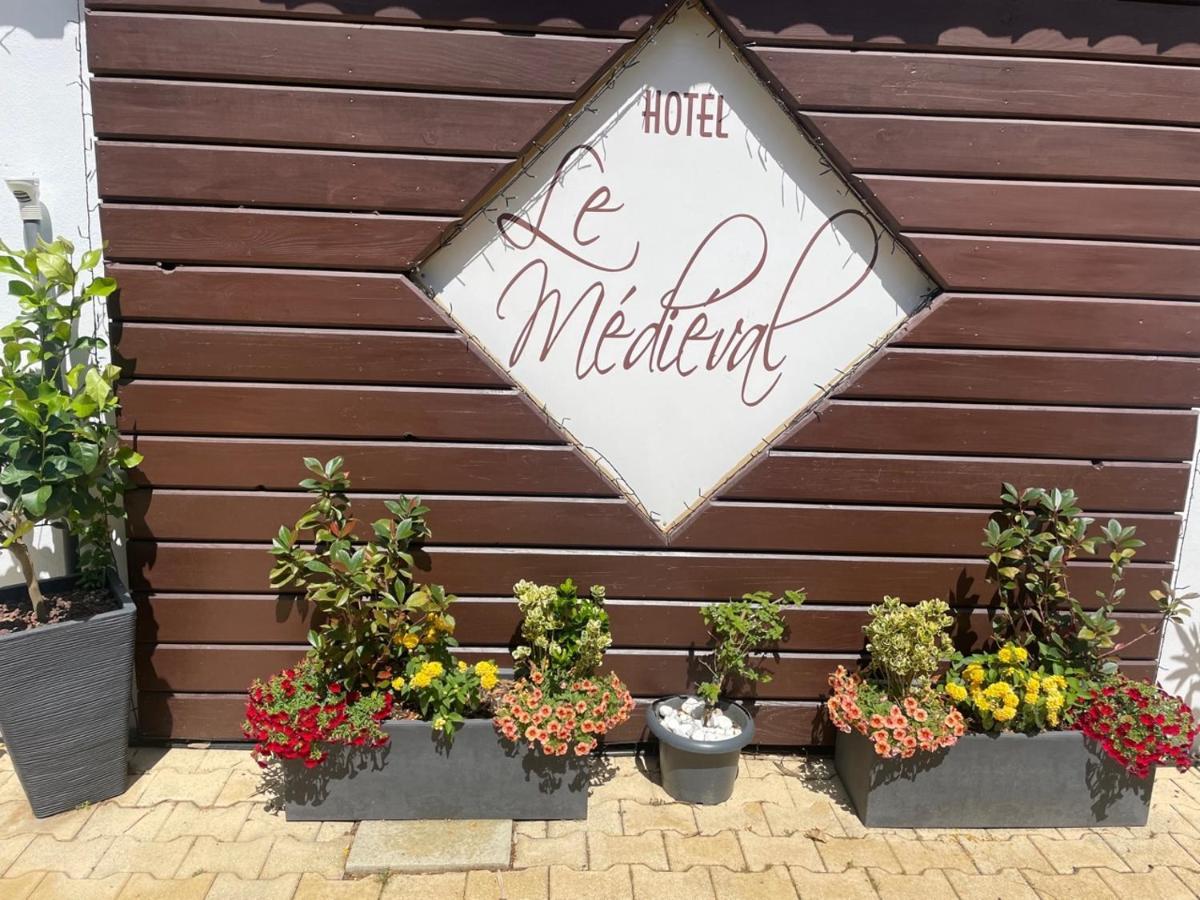 Hotel Le Medieval Эг-Морт Экстерьер фото